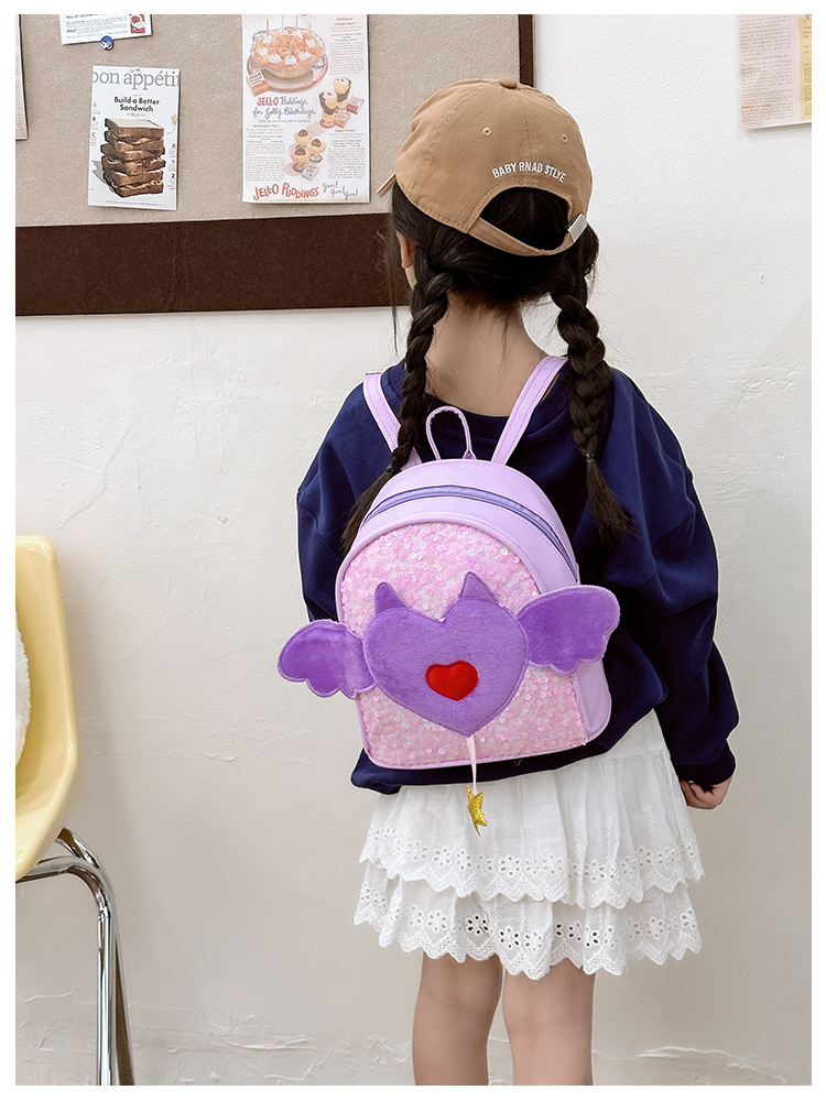 Women's Medium Pu Leather Heart Shape Cute Sequins Zipper Fashion Backpack display picture 16