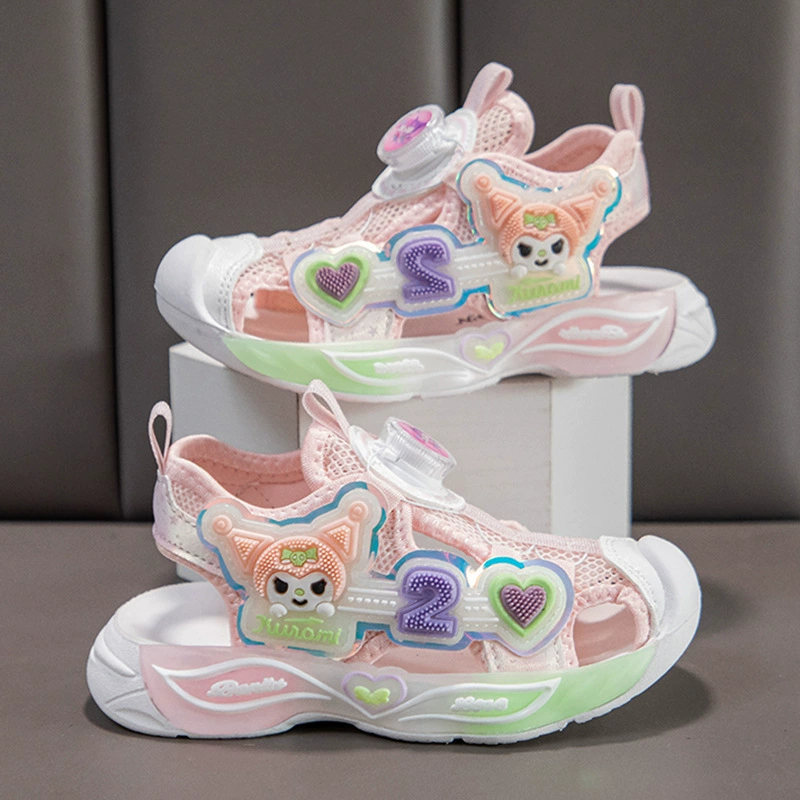 Сандалии для девочек Баотоу Летние детские пляжные туфли 2025 новый мультяшный кроссовки принцессы на мягкой подошве спортивные сандалии