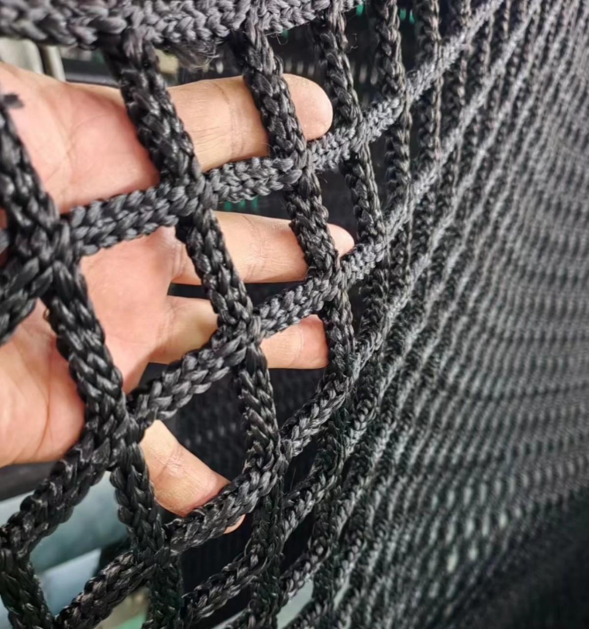 蹦床专用网黑色无结网