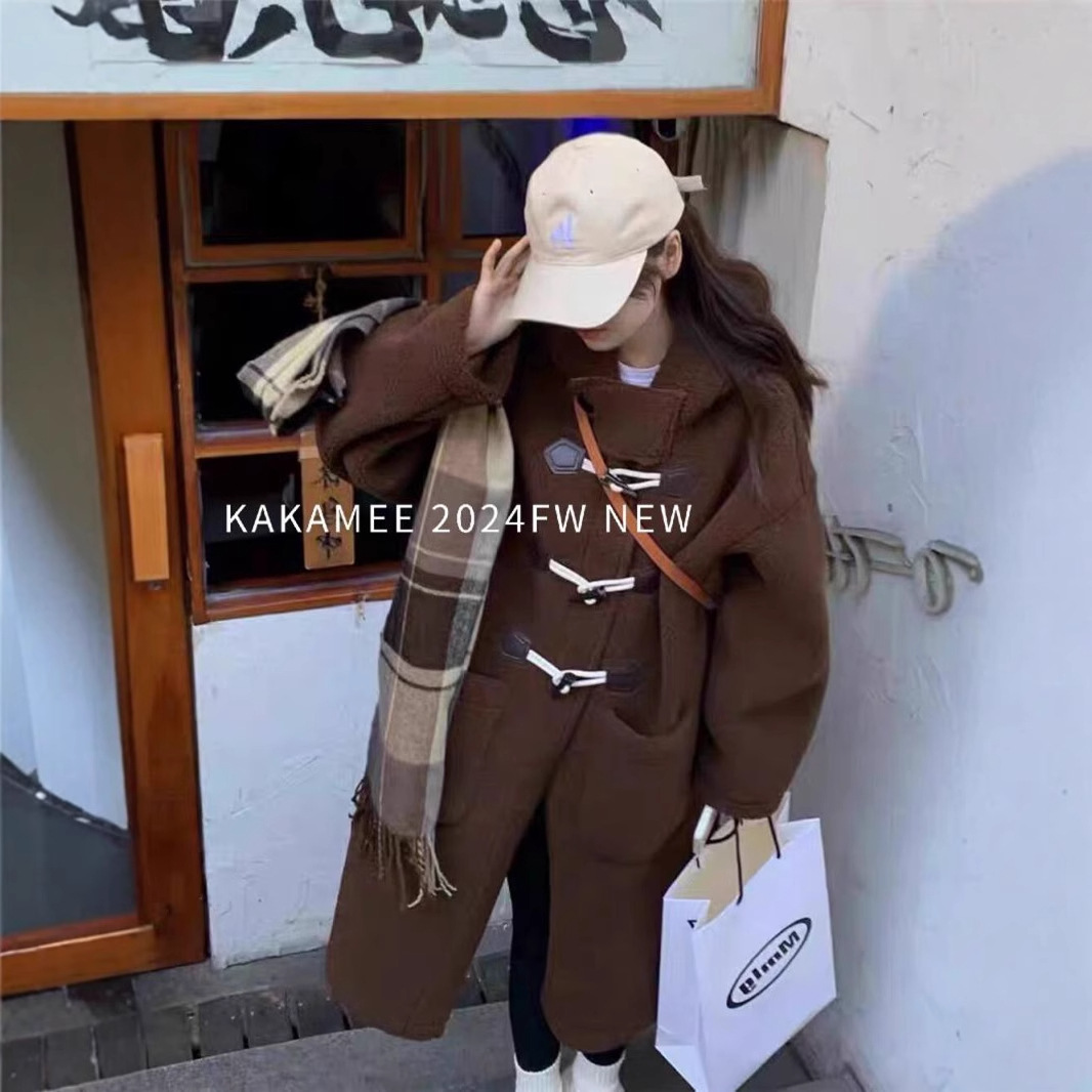(2개) KAKAMEE 13 라인 여자 겨울 캐주얼 올 매치 후드 긴 무릎 길이 양가죽 코트 A1862