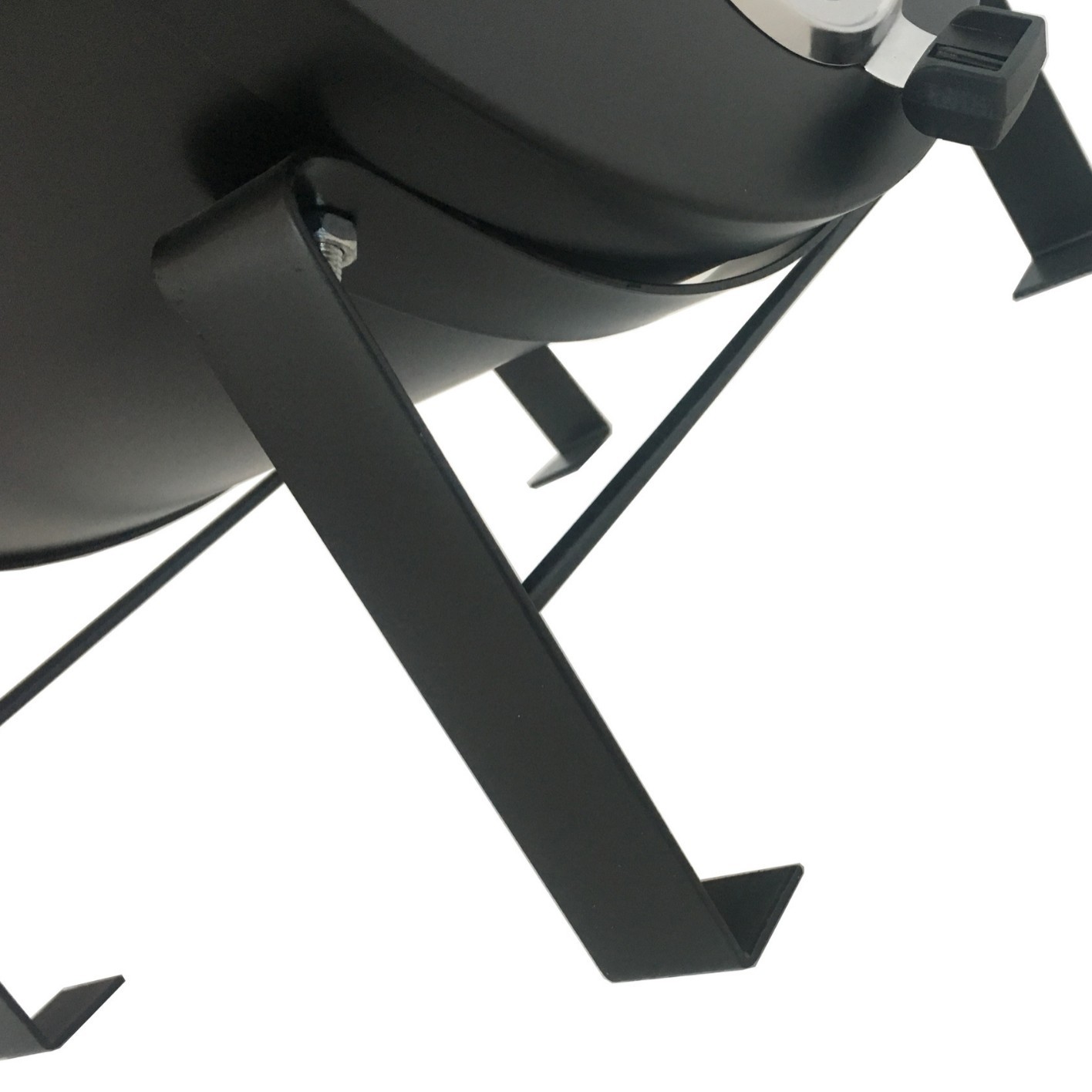 Los fabricantes producen 30cm diámetro pequeño barril de aceite estufa pequeña barbacoa con termómetro barbacoa parrilla