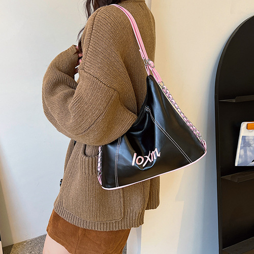 Simple and stylish large-capacity commuter bag women's new class commuter armpit bag casual shoulder crossbody bag