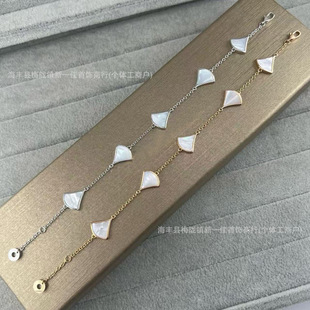 �߰�V��������Ȼ��ؐĸ�廨�������Ů�18K���p��ȹ����߼���