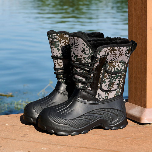 Cotton-lined warm snow boots for men, winter steel spike anti-slip, thick waterproof fishing shoes