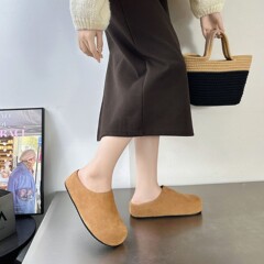 新しい女性用本革カジュアルシューズ 2025 秋怠惰な片足厚底フラットレディースシューズ多用途靴女性用