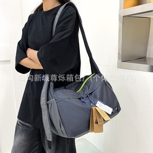 Fashionable Brand Bata Crossbody Bag Patagonia Shoulder Bag Foldableable Large Capacity Travel Business Trip Outdoor Sports Light