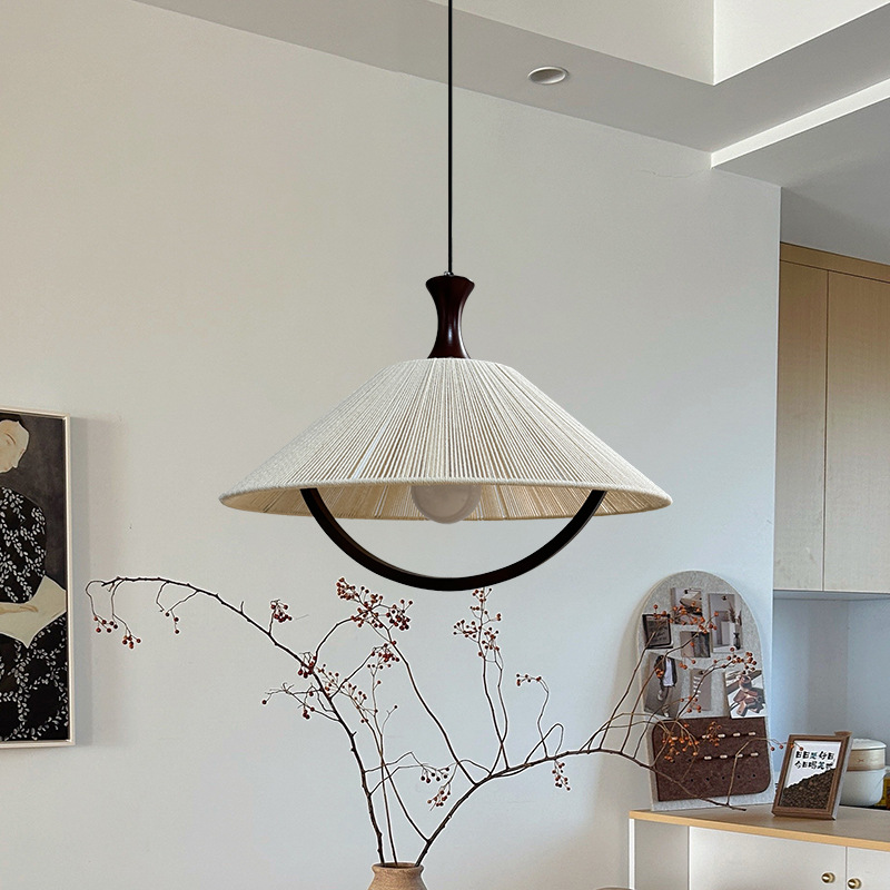 Lámpara de restaurante japonesa medieval candelabro de estilo silencioso, lámpara de mesa de madera sólida retro, lámpara de mesa de bar de alojamiento, lámpara de lámpara de tarjeta