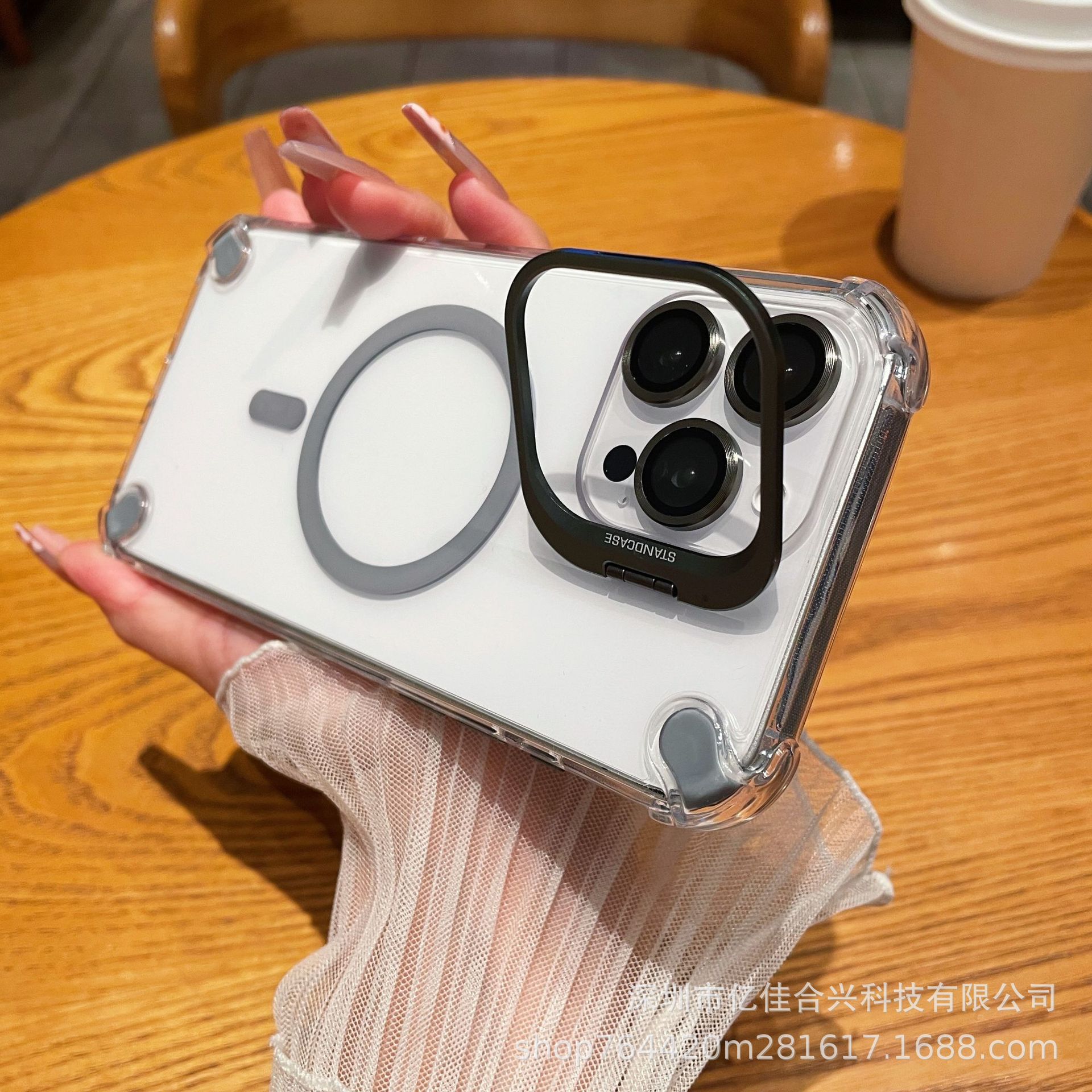 Aplicable a Apple 17PRO soporte de lente metálica de succión magnética caso de teléfono celular iPhone14 bolsas de aire cuadrangulares caso duro transparente