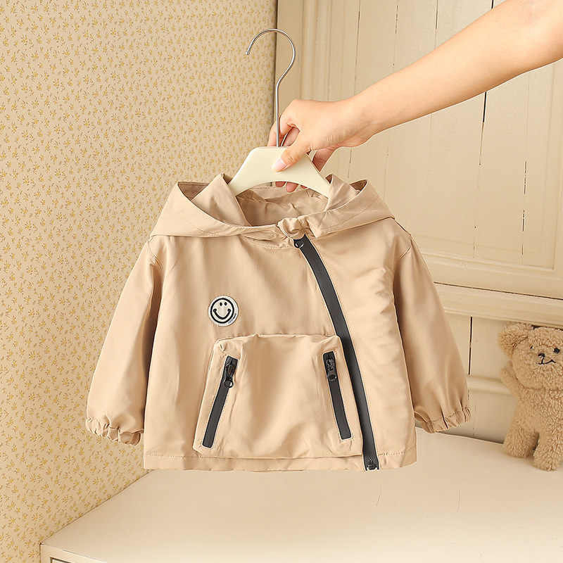 Chaqueta de asalto para niños primavera y otoño 1 nueva ropa con chaqueta encapuchada suelta coreana chaqueta de bebé 3
