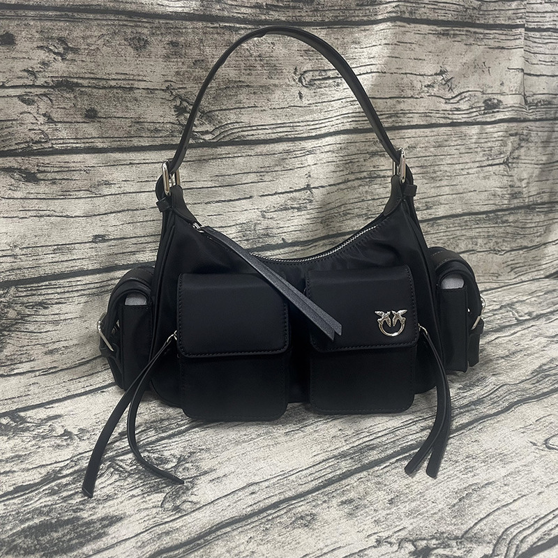 2024 Spring and Summer Pinko Same Style Swallow Bag Motorcycle Style Retro Underarm Bag Half Moon Pocket Bag Shoulder Handbag 2024 Spring and Summer Pinko Same Style Swallow Bag Motorcycle Style Retro Underarm Bag Half Moon Pocket Bag Shoulder Handbag
