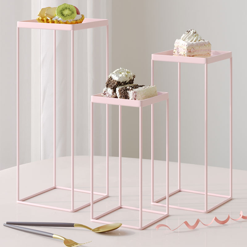 Postre tazas de papel alto escenario de boda bandeja de visualización de metal tres piezas conjunto cuadrado blanco puro hierro forjado estante de pastel