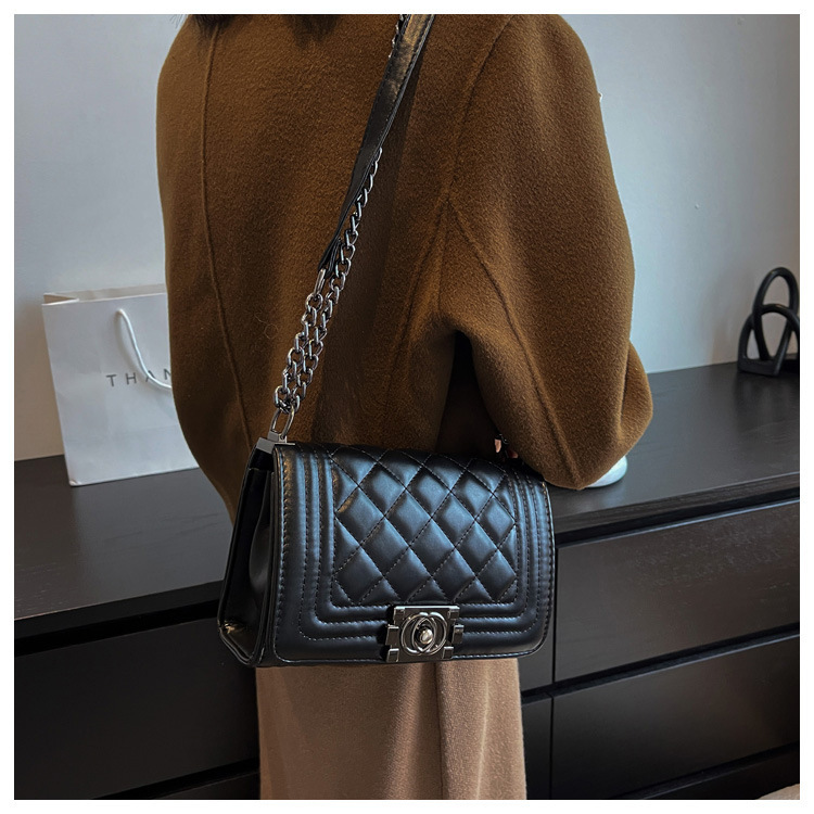 Bolsa de ombro feminina estilo coreano com corrente transversal_voghion.com