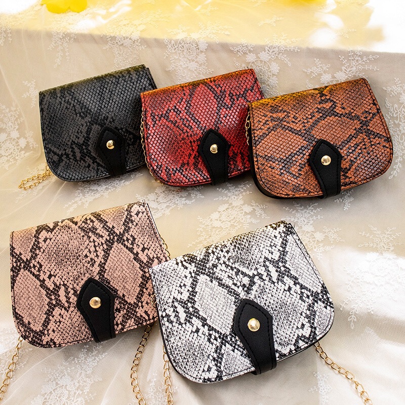 Cross-Border Snake Pattern Small Bag for Women, New European and American Retro Style, Personalized Crossbody Bag, Shoulder Bag, Small Bag Wholesale Cross-Border Snake Pattern Small Bag for Women, New European and American Retro Style, Personalized Crossbody Bag, Shoulder Bag, Small Bag Wholesale