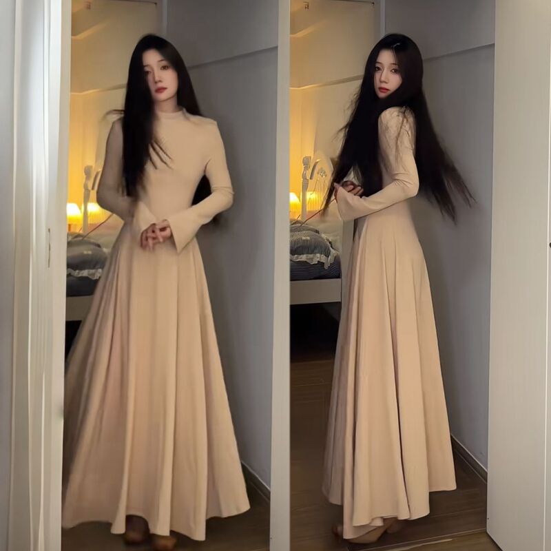 French-Style Long-Sleeve Knit Dress for Women, Autumn 2026 New Model, Very Stylish, Perfect for Layering under a Coat, with a Cinched Waist and Long Skirt French-Style Long-Sleeve Knit Dress for Women, Autumn 2026 New Model, Very Stylish, Perfect for Layering under a Coat, with a Cinched Waist and Long Skirt