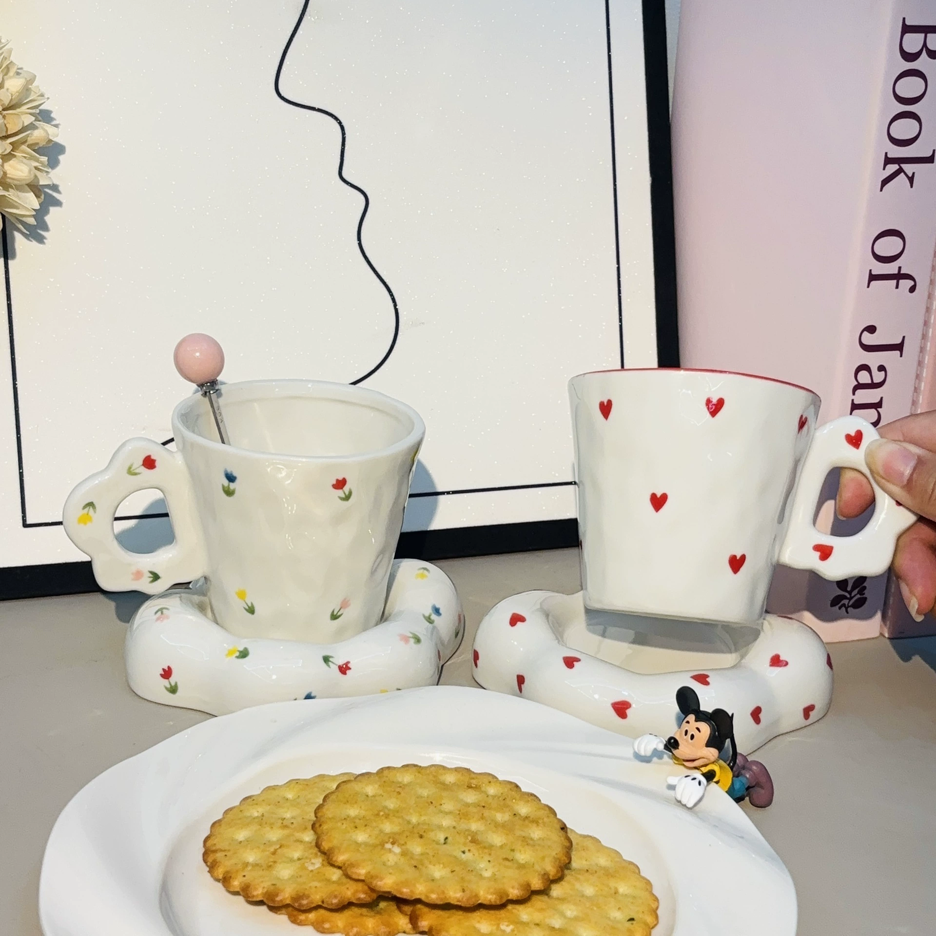 Корейский стиль стиль ин сүй HAND-painted любовь любовь керамическая тарелкаHand-pinch миска высокая ценность чашка кофе и блюдце овальная тарелка