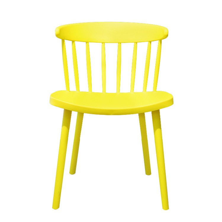 Fábrica directa de la silla de caramelo roja nórdica moderna simple hogar creativo para adultos de plástico silla de ocio europea