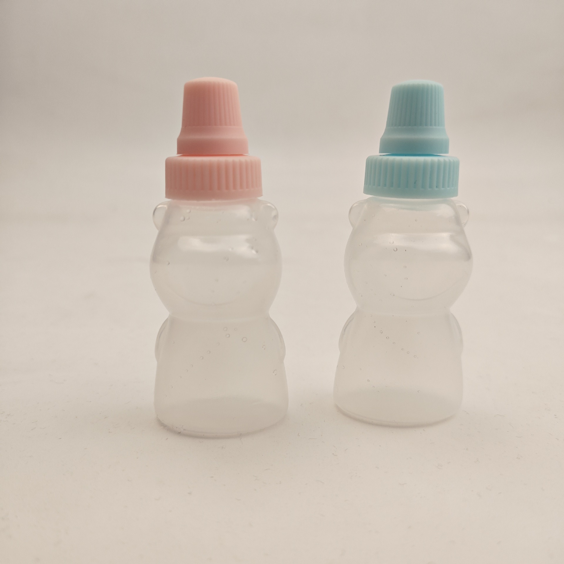 Cross-border Hot Selling Cute Sauce Bottle Kitchen Portable Sauce Salad Spice Bottle Mini Tomato Honey Squeeze Sauce Bottle_voghion.com