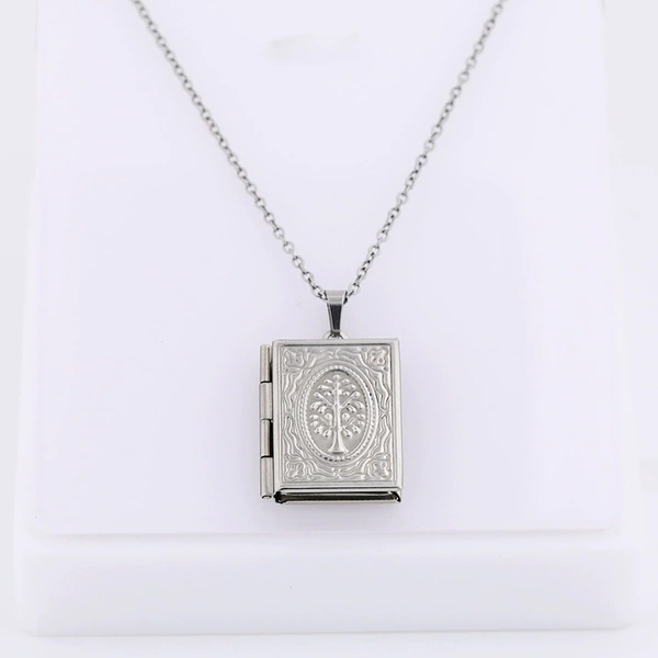 Square steel necklace, 19mm