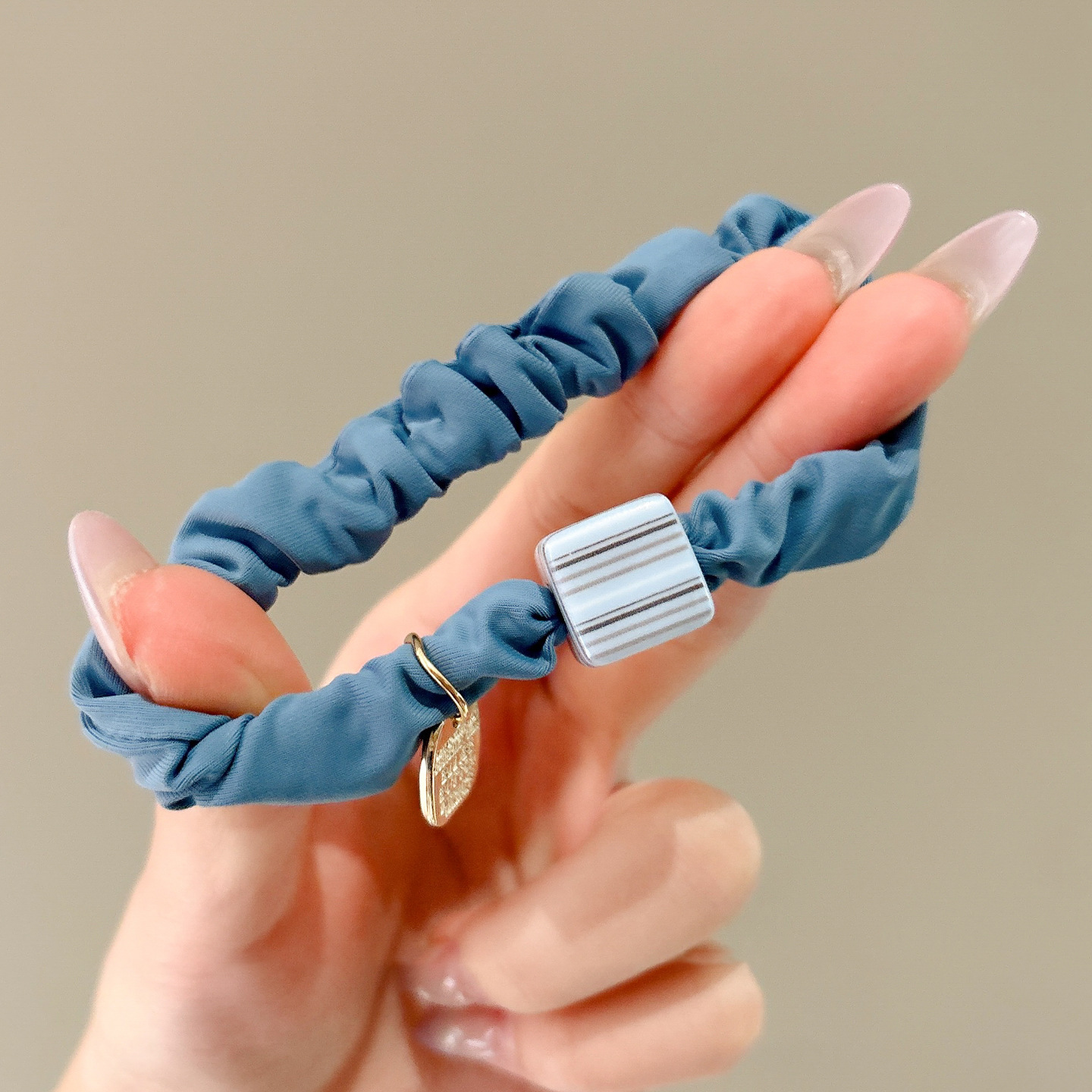 Nuevo punto ondulado anillo de pelo intestino delgado adornamiento de cabello de alta elasticidad duradera cuerda de cabello de correa de cabello para chicas al por mayor