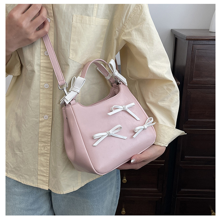 Advanced Sweet Girl's 2024 New Square Bag, Small and Versatile Handbag, Cute One Shoulder Crossbody Bag_voghion.com