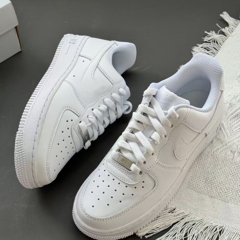 Zapatillas deportivas AF1 Air Force One Putian transfronterizas, zapatillas bajas clásicas blancas puras y versátiles, calzado deportivo informal resistente al desgaste. image 1