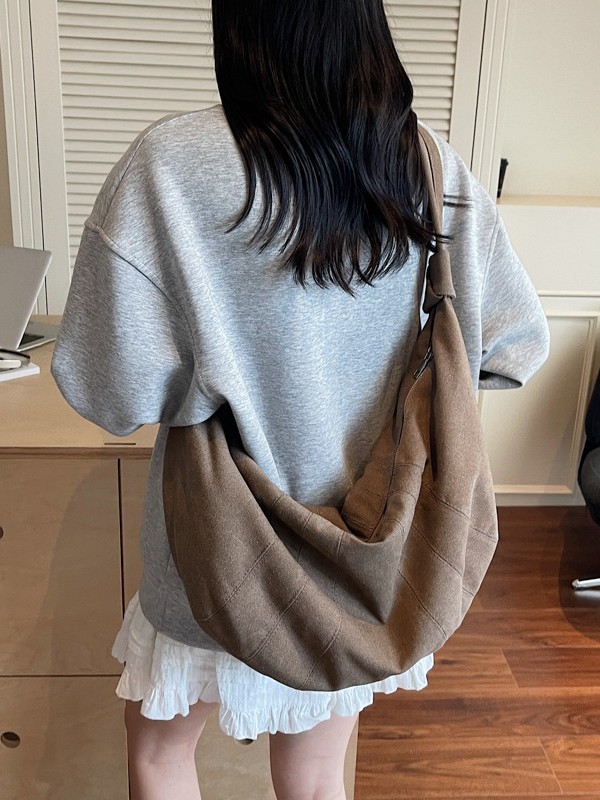 Bolso de mochila, bolso de ocio de mujer, bolso de brazo simple, bolso de hombro simple, gran capacidad de empalme de moda, bolso de crown de viaje