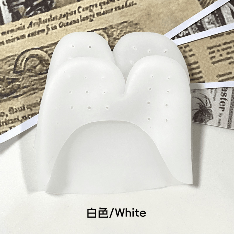 Closed muzzle (white)