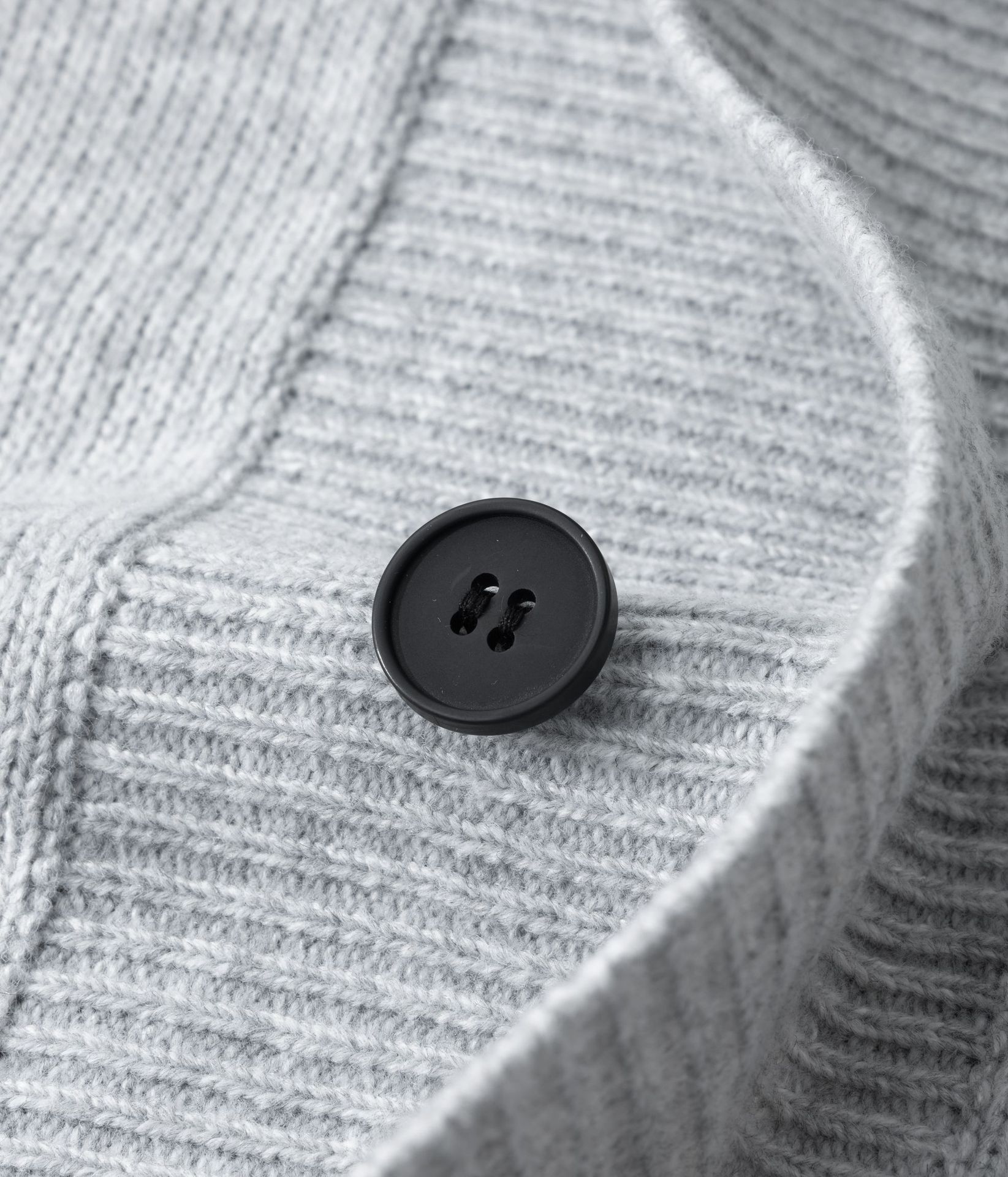 Men's Knit Cardigan Long Sleeve V-Neck Pocket Sweater Fall Winter Casual Coat Fashionable Overshirt Fashion Trends_viptrois.com