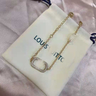 �W����ĸ�Mˮ荶ɽ����2021���S�~���|�r�к��s�֭hŮ