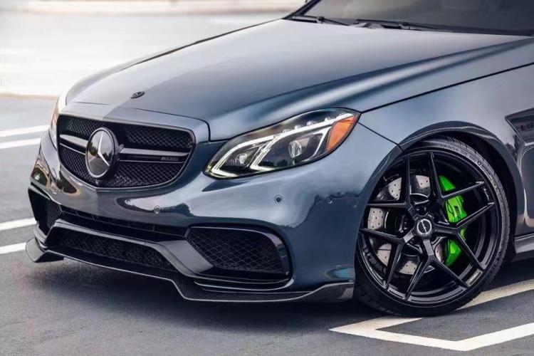 Suitable for Mercedes-Benz E-Class W212 Modification to E63 Front and Rear Bumpers, Carbon Fiber Front Lip, Side Skirts, Rear Lip, Rear Wing, and Hood