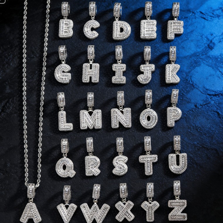 Hip-hop pop transfronterizo letras colgante colgante de piedra joyería personalidad europea y americana nicho diseño colgante de hombre
