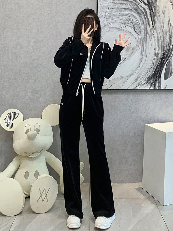 European Style Casual Sports Velvet Suit for Women, Autumn 2026 New Striped Wide-Leg Pants + Short Jacket Two-Piece Set