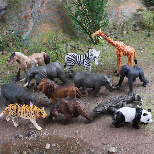 Cross-border simulation mini wild animal set model giraffe zebra panda gorilla lion elephant ornaments