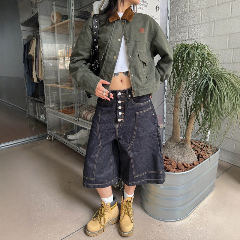 American High Street Style Raw Denim Multi-Button Lumberjack Workwear Cropped Jeans for Women, Trendy Brand Washed Wide-Leg Shorts