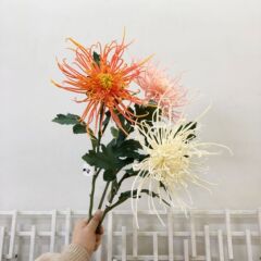 シミュレーションメーカーの新商品炎百合花中国風古典結婚祝い家庭絹花レストラン装飾造花