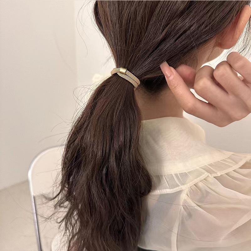 新商品の高弾力ヘアゴムの女性韓国のシンプルな髪の輪ゴムには、耐久性のある馬尾の髪の飾りがついています。|undefined