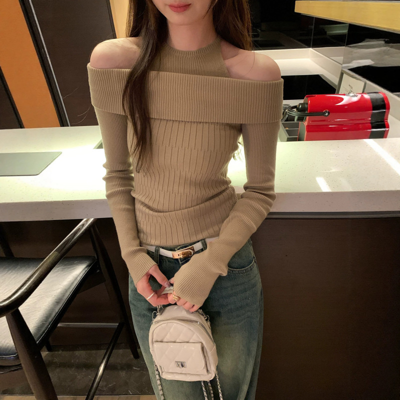Atmospheric khaki off-shoulder faux two-piece long-sleeve knit top for women, new Korean-style design, suitable for layering