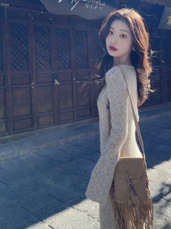 【现货】早秋高级感法式针织毛衣连衣裙2025早秋新款女装气质长裙|undefined