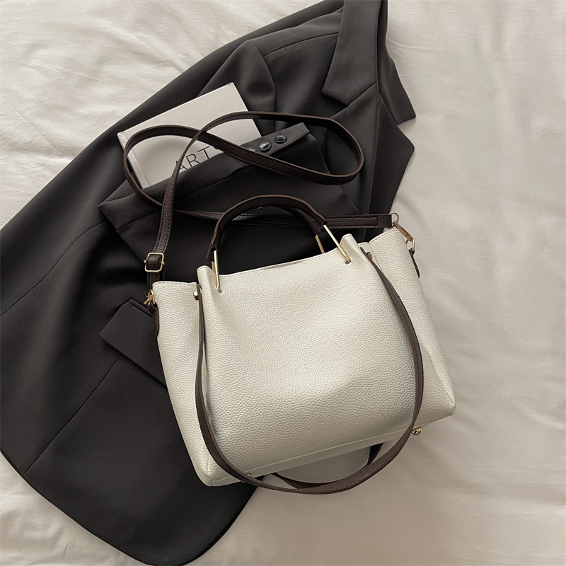 Retro Beutel Schultertasche Für Damen Herbst Einfache Umhängetasche_voghion.com