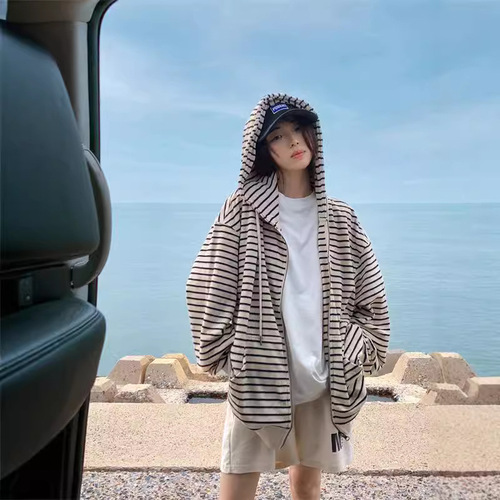 American Retro Striped Hooded Sweatshirt for Women - Spring and Autumn Season Lazy Style Zipper Thin Casual Open Top Coat for Women