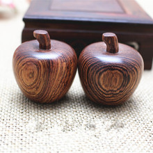 紫檀木印尼大叶黄花梨苹果手把件木雕手捻葫芦摆件工艺品批发