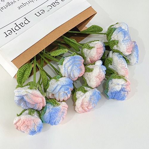Hand-knitted hand-held roses, finished bouquets, floral decorations, versatile immortal flowers, crocheted wool flowers, wholesale