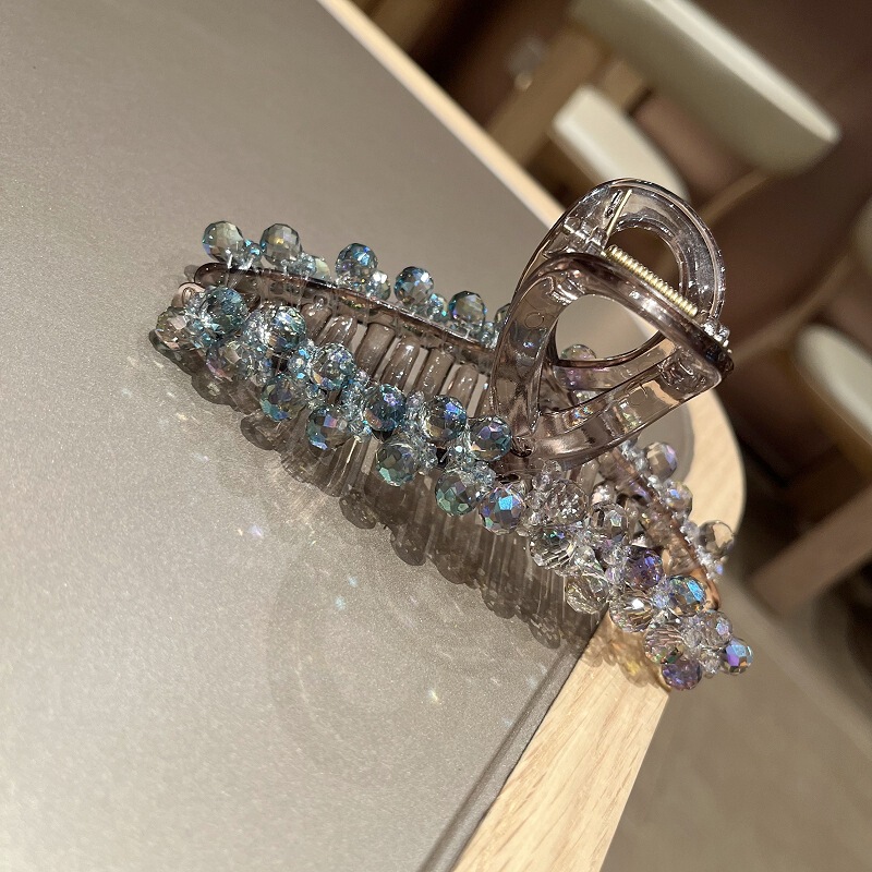 女性用の新しいダイヤモンドがちりばめられたカラフルなクリスタルヘッドバンド、ハイエンドの重厚で繊細な織りクリスタルヘッドバンド、インターネットセレブの多用途ヘアアクセサリー|undefined