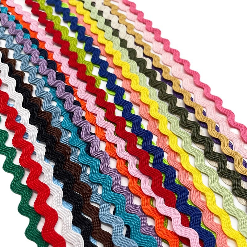 Cinta ondulada de borde curvo de color de poliéster de 5mm de ancho Falda de ropa Material de calzado Accesorios al por mayor marinero en forma de S con borde de almohada