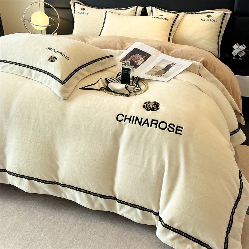 Luz de lujo de alto gramo de leche de lana cama de cuatro piezas tipo A engrosado flange coral de lana sábanas de doble cara cubierta de colcha cálida