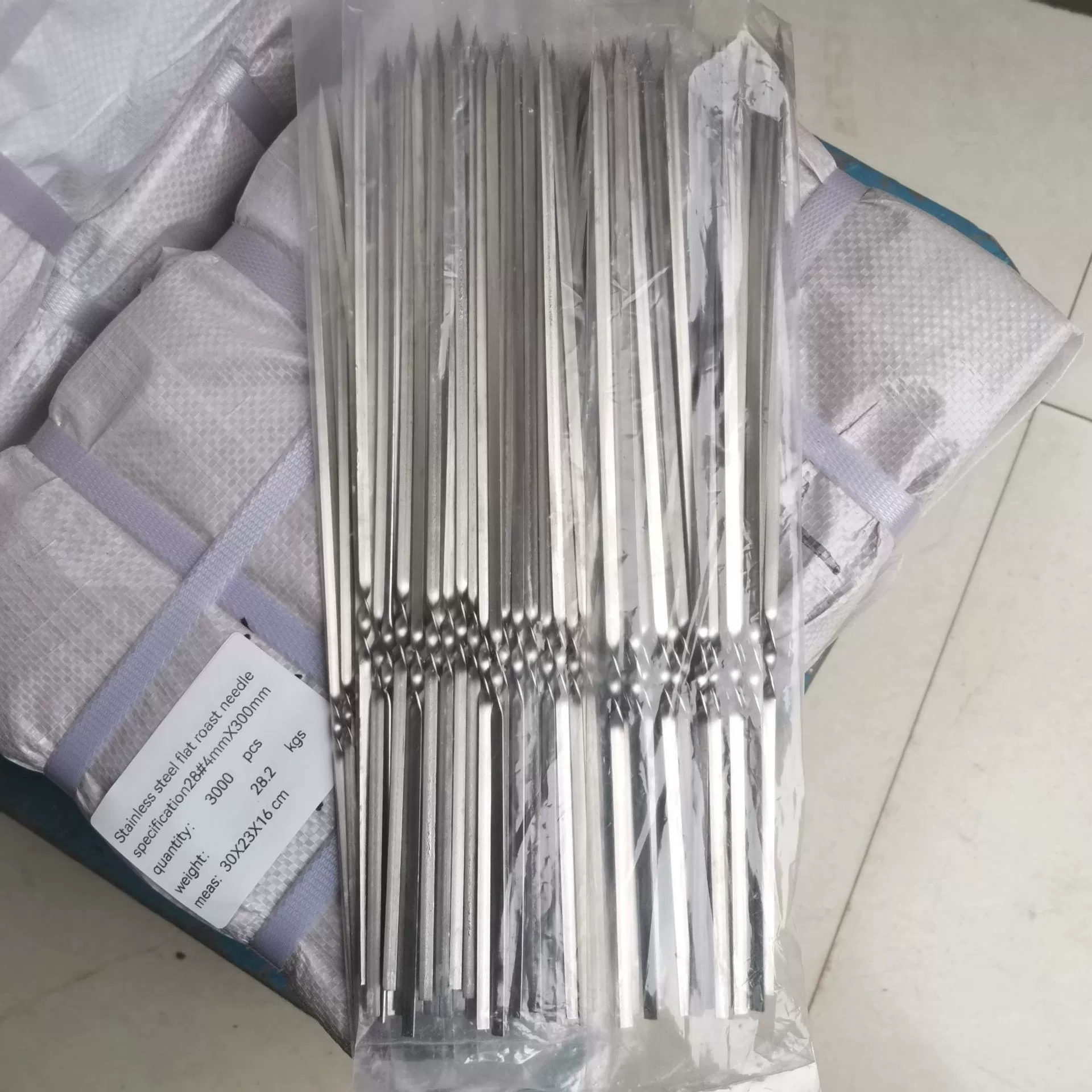 Оптовые Инструменты для барбекю из нержавеющей стали баранины шампуры. Открытый кебаб многоразовый плоский шампур игла для барбекю