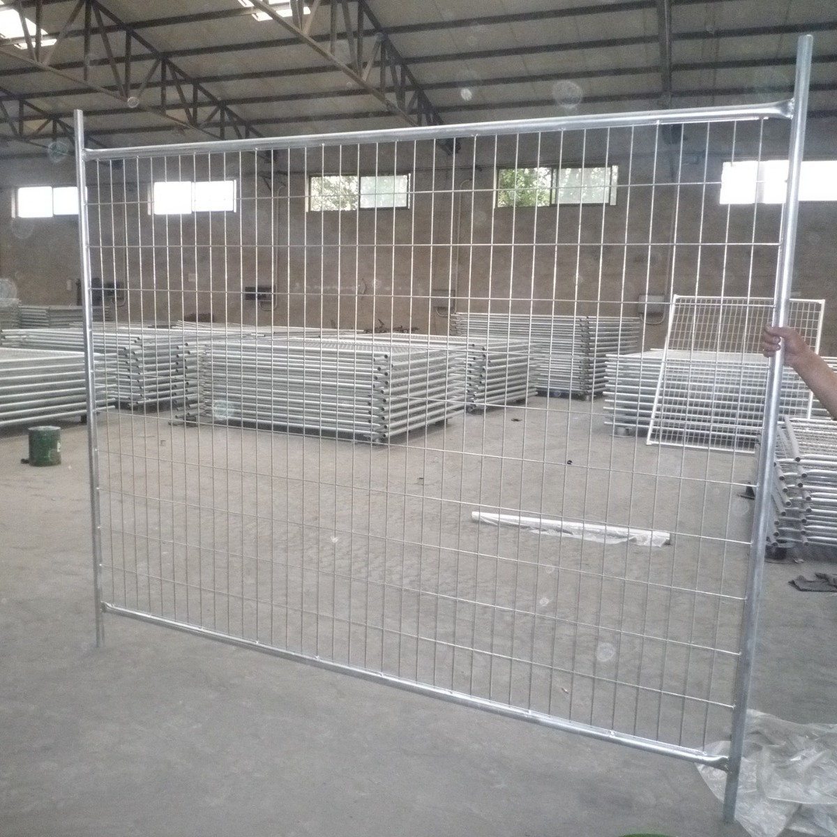 焊接网临时护栏 镀锌临时网片围栏栅栏22公斤