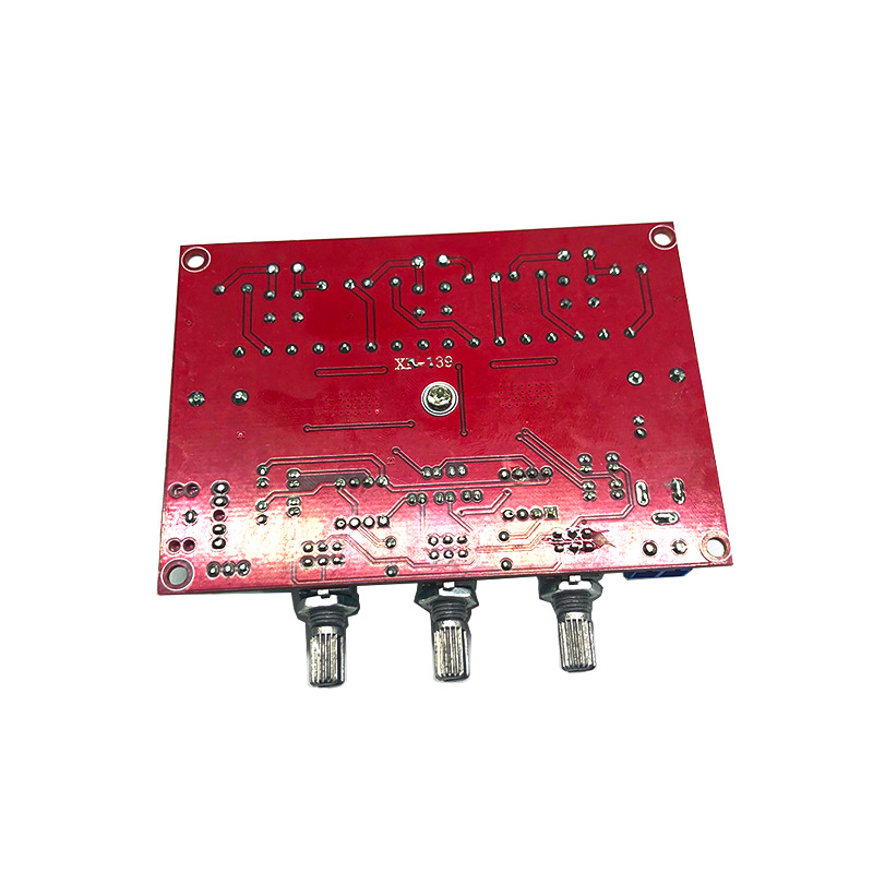 XH-M139 viejo 2,1 canales tablero del amplificador digital 12V-24V voltaje amplio TPA3116D2 2*50W + 100W