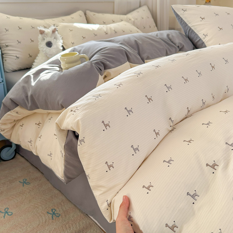 Cama de clase A ultra suave para madres y bebés con cuatro piezas de algodón puro desnudo para dormir sábanas de doble hilo cubierta dormitorio con tres y cuatro piezas
