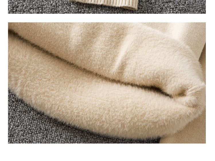 Knitted Sweater in Apricot